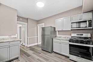 1108 Main St in Aliquippa, PA - Building Photo