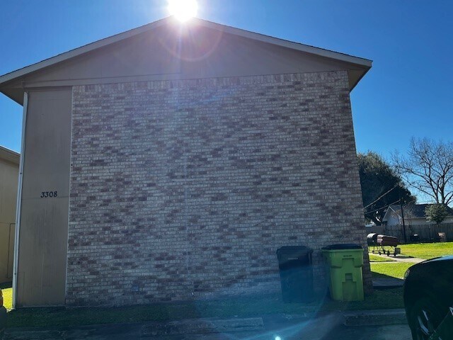 3308 Avenue O in Rosenberg, TX - Building Photo