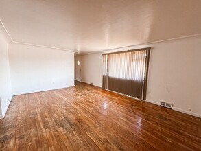 11 Raymond St in Dravosburg, PA - Building Photo - Building Photo