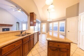 1834 Breeds Hill Rd in Garland, TX - Building Photo - Building Photo