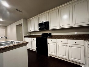 2805 113th St in Lubbock, TX - Foto de edificio - Building Photo