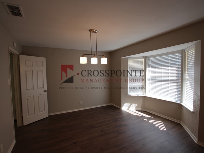 215 Gardenview St in Whitehouse, TX - Building Photo - Building Photo