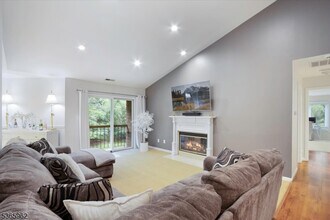 6 Tulip Crescent in Little Falls, NJ - Building Photo - Building Photo