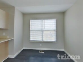 716 Sweetwater Cir, Unit 232 in Nashville, TN - Building Photo - Building Photo