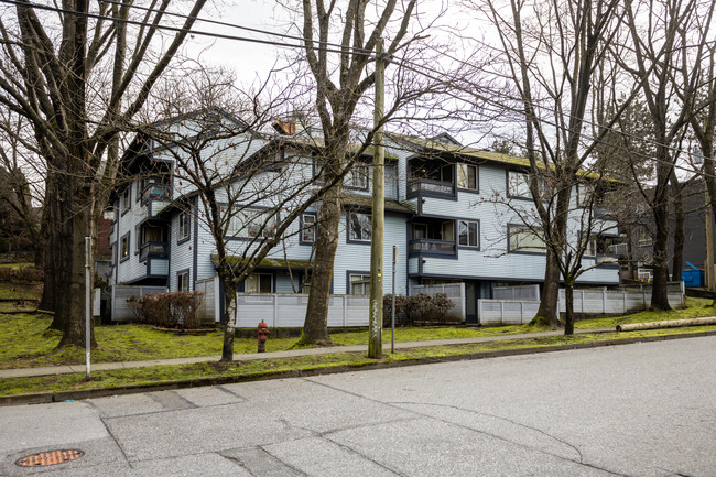 China Creek Apartments in Vancouver, BC - Building Photo - Building Photo