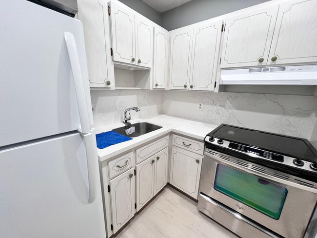 property at 3550 NW 8th Ave