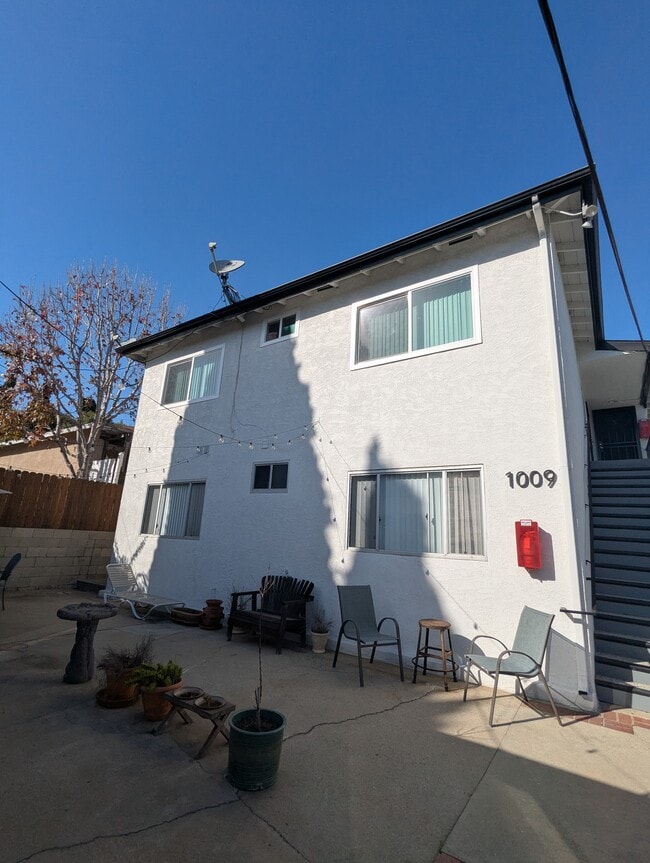 1009 E Grand Ave, Unit 1