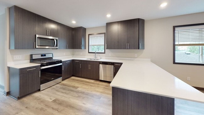property at 1014 16th Ave SE
