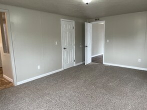 107 N 1st Ave W in Middleton, ID - Building Photo - Building Photo