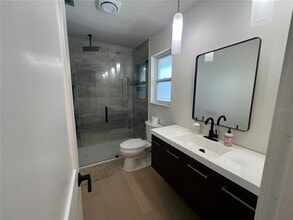 2821 Coral Way in Punta Gorda, FL - Foto de edificio - Building Photo