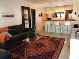 1160 SW 22nd Terrace in Miami, FL - Building Photo