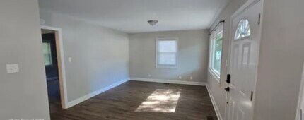 626 N Hoover Rd in Durham, NC - Building Photo - Building Photo