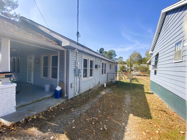 308 Richard St in Hot Springs, AR - Foto de edificio - Building Photo