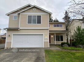 15329 87th Ave E in Puyallup, WA - Building Photo