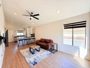 266 Tava Ln in Palm Desert, CA - Building Photo - Building Photo