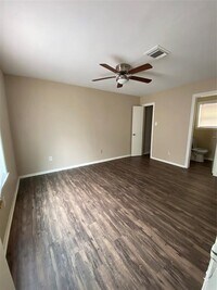 3208 Stassen St photo'