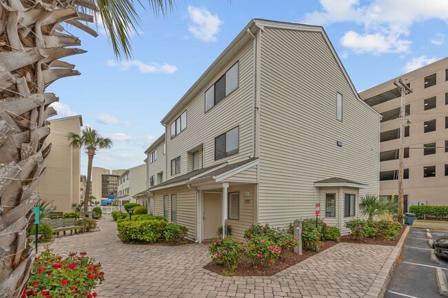 209 75th Ave N in Myrtle Beach, SC - Building Photo - Building Photo