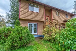 8535 Steep Pl, Unit Studio in Juneau, AK - Building Photo