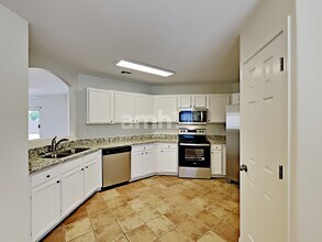 2165 W Burlwood Way in Tucson, AZ - Building Photo - Building Photo