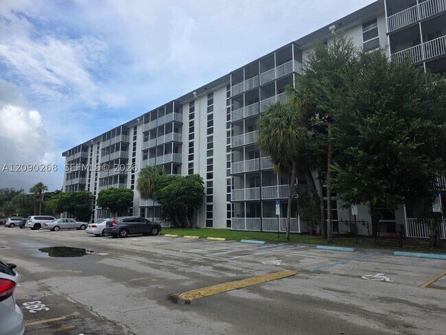 property at 16950 DixieB225 B-225