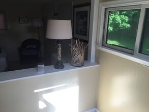 33-35-35 Henderson Terrace in Burlington, VT - Building Photo - Building Photo