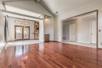 1809 Courtney Ln in Edmond, OK - Building Photo - Building Photo