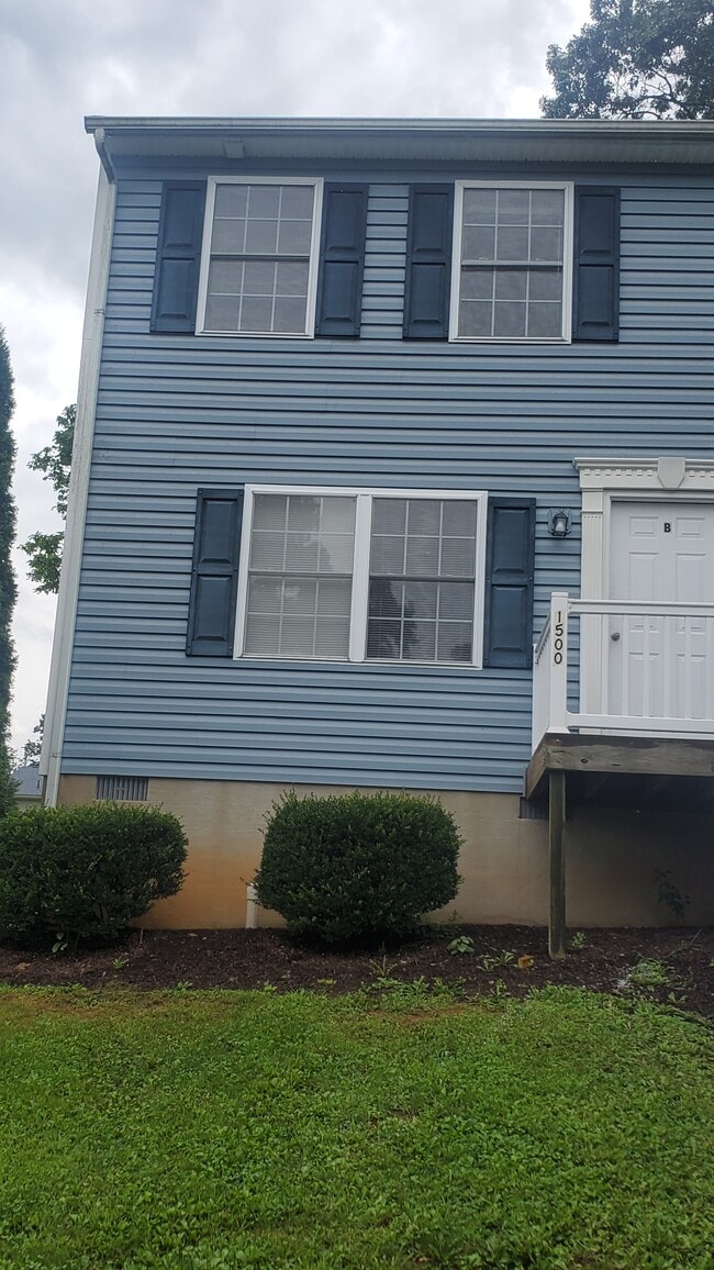 1500 4th St in Waynesboro, VA - Building Photo - Building Photo