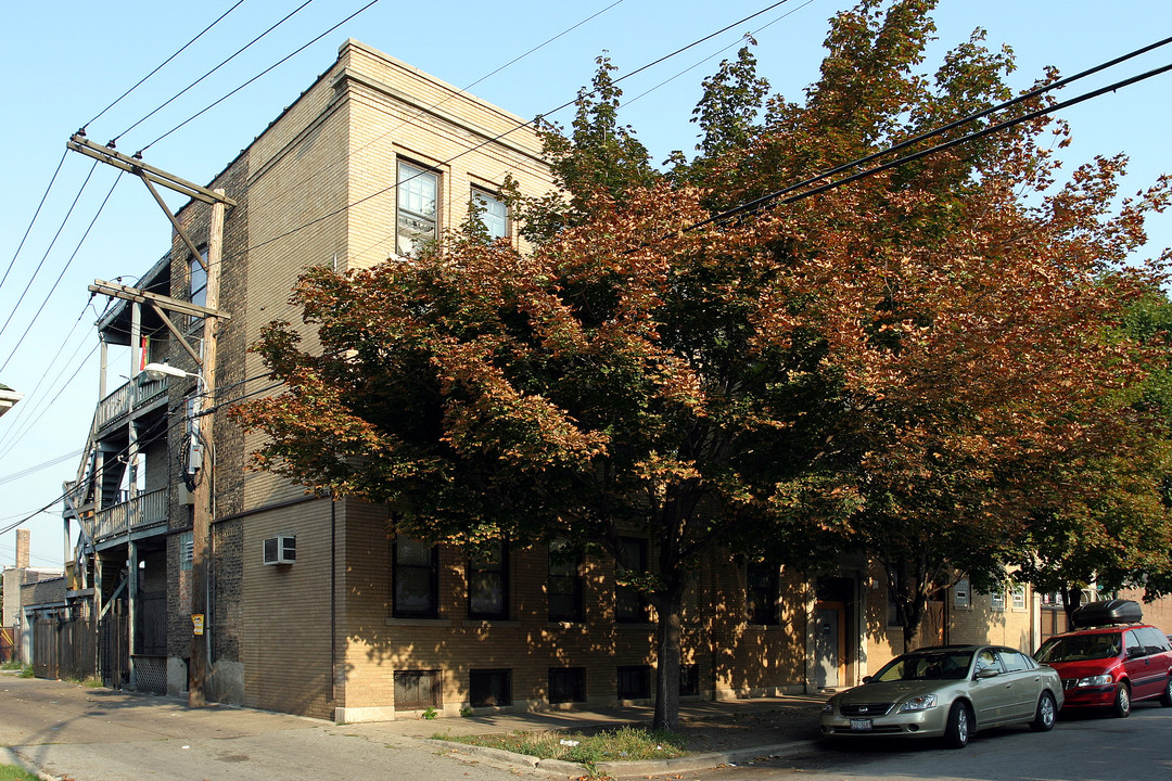 7506 S Vernon Ave in Chicago, IL - Foto de edificio
