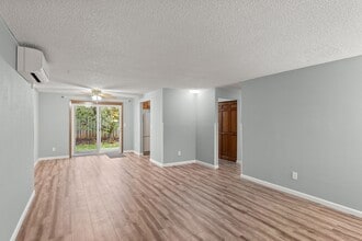 415 Alderwood Pl in Oregon City, OR - Building Photo - Building Photo