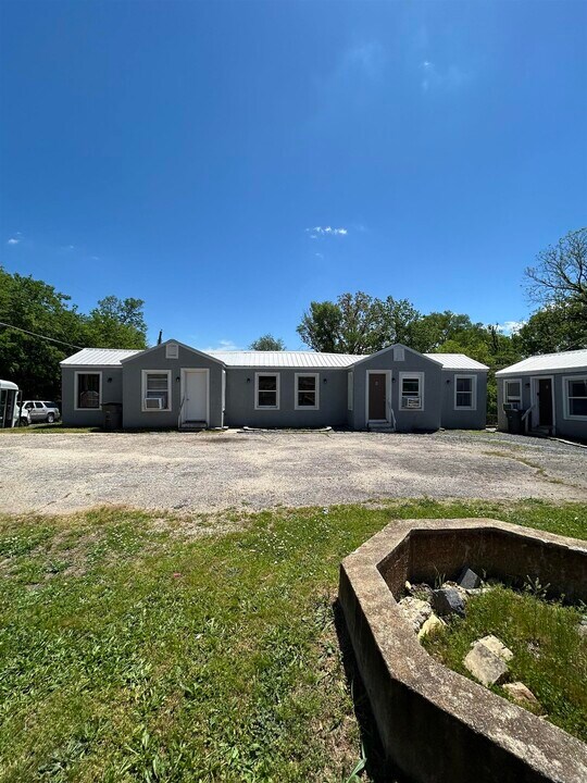 407 3rd St-Unit -3 in Hot Springs, AR - Building Photo
