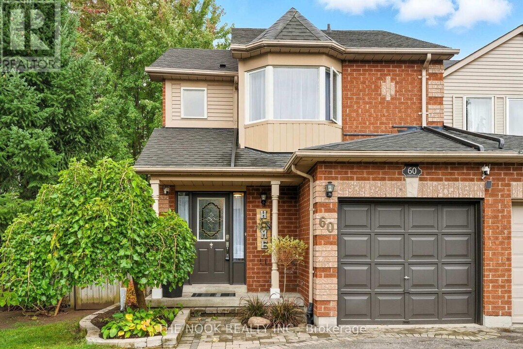60 Landerville Ln in Bowmanville, ON - Building Photo