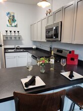 209 5th St in West Des Moines, IA - Building Photo - Building Photo