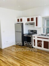 73 W Simpson St in Tucson, AZ - Building Photo - Building Photo
