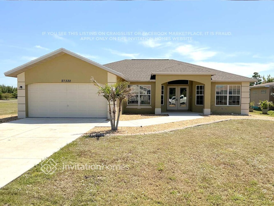 27322 Tierra Del Fuego Cir in Punta Gorda, FL - Building Photo