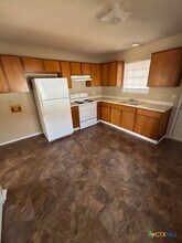 104 E Washington Ave in Copperas Cove, TX - Building Photo - Building Photo