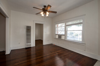 201 Pacific St, Unit B in Santa Monica, CA - Building Photo - Building Photo