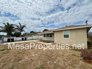 14798 Ivy Ave in Fontana, CA - Building Photo - Building Photo