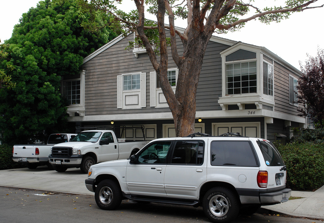 344 Virginia St in El Segundo, CA - Building Photo