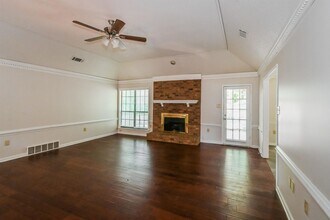 2239 Easton Dr in Memphis, TN - Building Photo - Building Photo