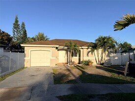28431 SW 135th Ave in Homestead, FL - Building Photo