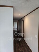 511 E 1st St in Huxley, IA - Building Photo - Building Photo