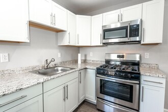 453 Edith St in Pittsburgh, PA - Building Photo - Building Photo