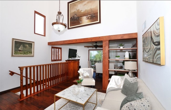 4519 Richard Dr in Los Angeles, CA - Foto de edificio - Building Photo