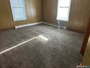 704 Highland Ave in Waterbury, CT - Building Photo - Building Photo