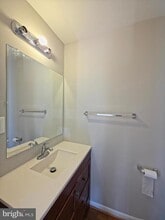 12111 Portree Dr in Rockville, MD - Building Photo - Building Photo