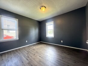 223 La Motte Ln in Ferguson, MO - Building Photo - Building Photo