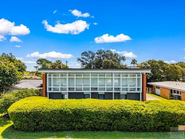 property at 1310 Harbor View Dr