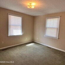 127 E New Jersey Ave in Southern Pines, NC - Building Photo - Building Photo