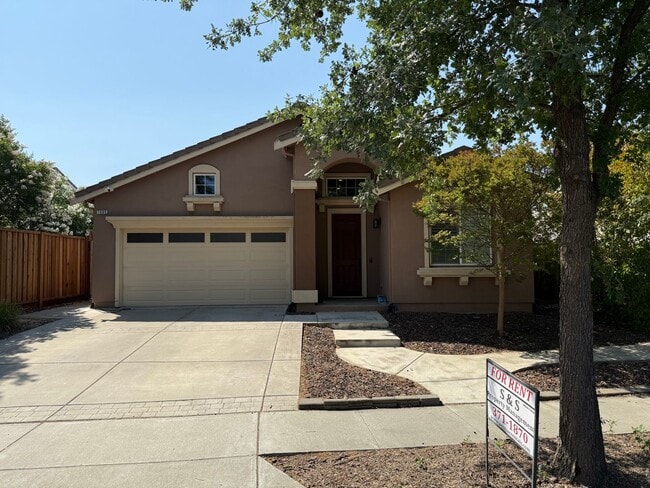 property at 1665 Highland Dr