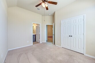 23022 Silver Linden Ct in Tomball, TX - Building Photo - Building Photo